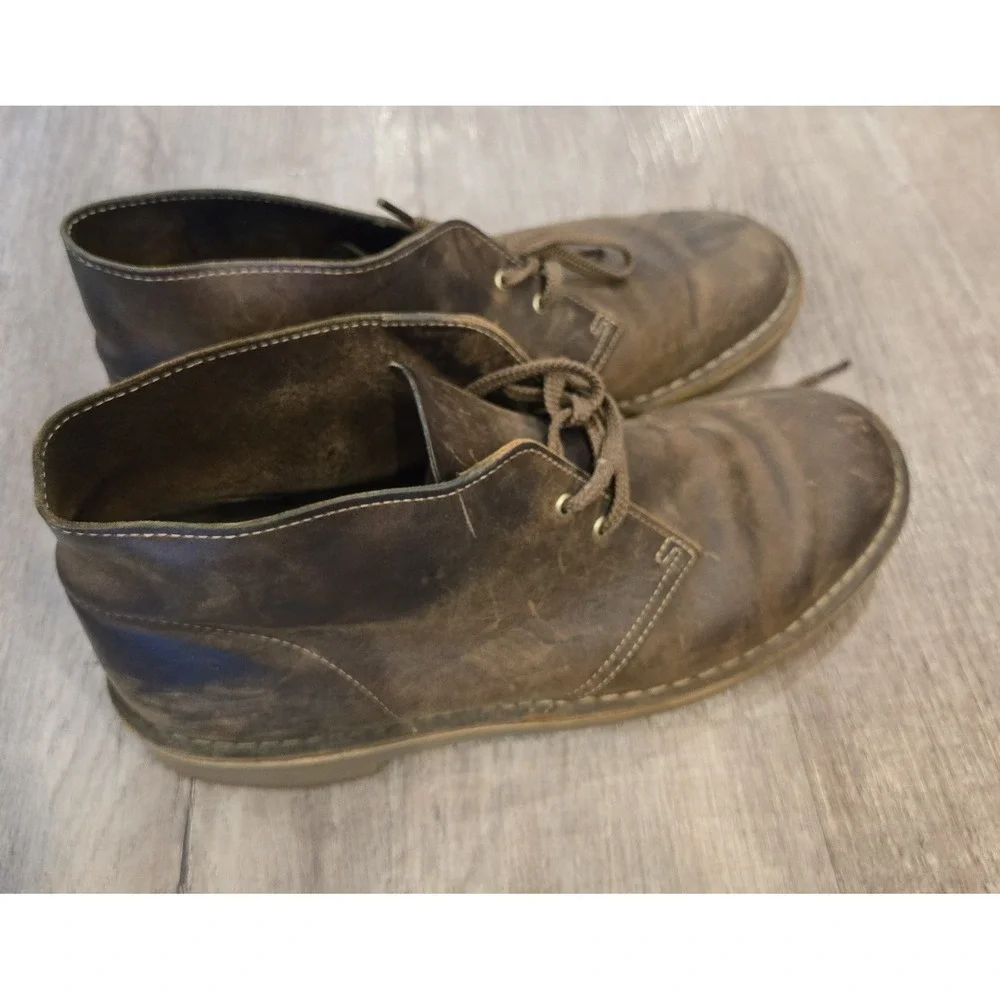 Clarks Desert Boots Men's Size 10.5 M Bushacre Chukka Brown Leather Shoes
